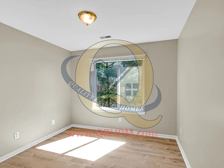 5200 N Genesee Rd — Photo 48