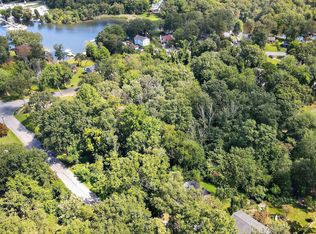 7709 Suitt Dr, Pasadena, MD 21122