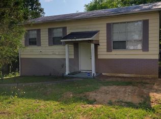 5779 Bloomfield Rd, Macon, GA 31206