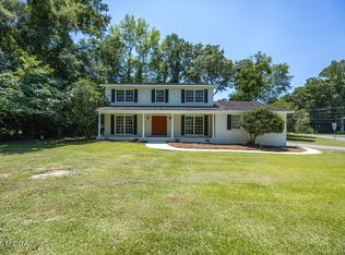 3096 Stuart Dr, Macon, GA 31204