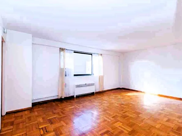 6515 Blvd East image 9 of 37