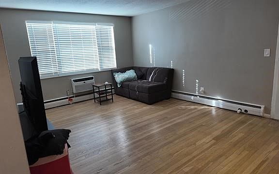 4th image of 99 Cluff Crossing Rd APT C12