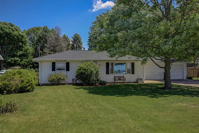 408 S Lincoln St photo 1