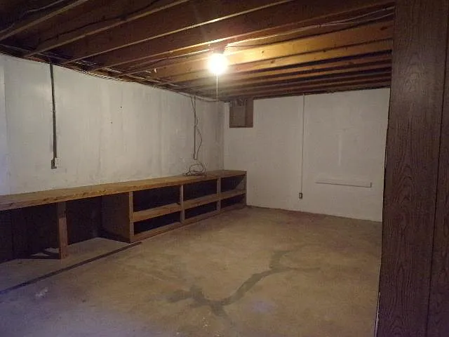 6427 Hallet St #6427 — Photo 20