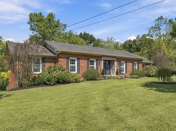165 Mercer Ave, Harrodsburg, KY 40330