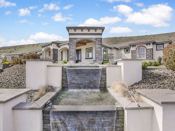 1412 Meadow Hills Dr