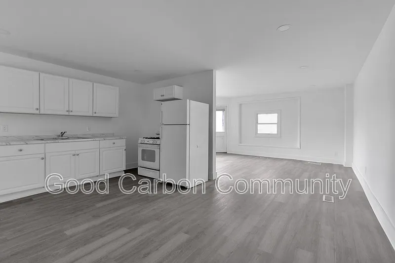 235 Oliver St #1