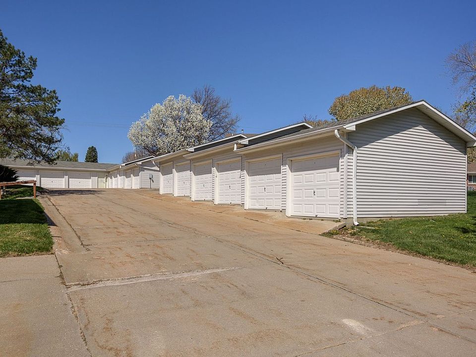 Gretna Oaks 404 Chestnut Dr Gretna NE Zillow