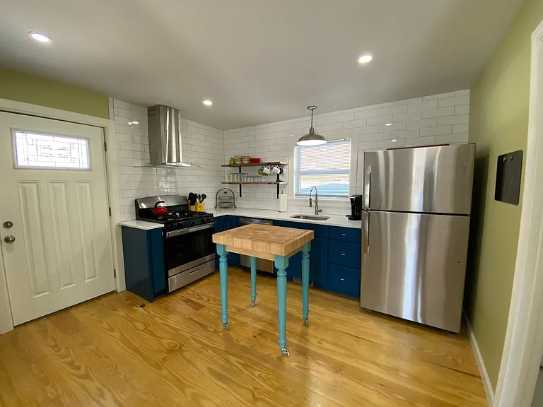 25 E Bow St — Photo 6