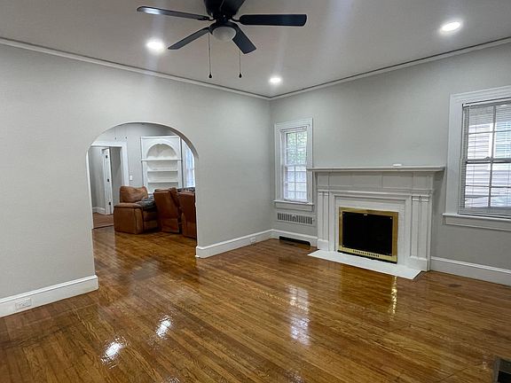 3rd image of 406 S Harding St #A