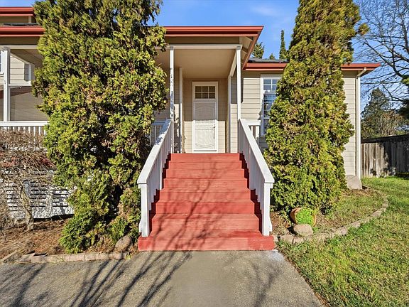 3rd image of 366 Breeden Street