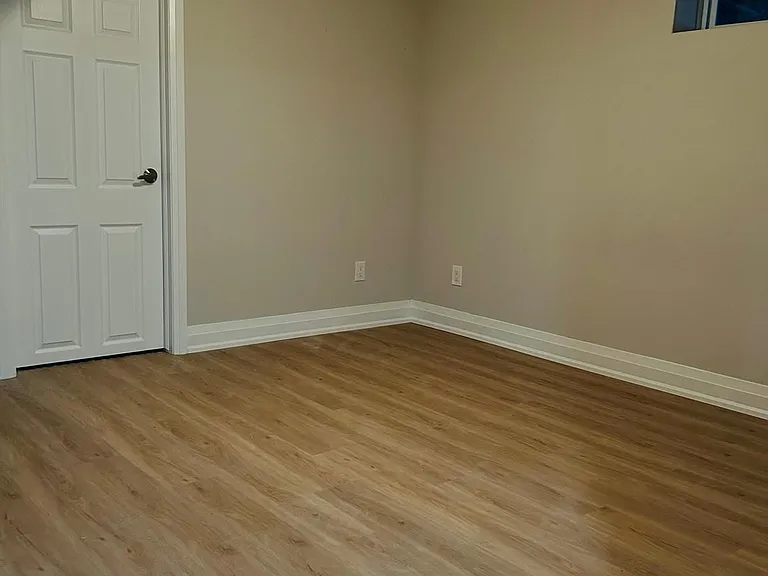 49 Edinburgh Rd #BASEMENT — Photo 7
