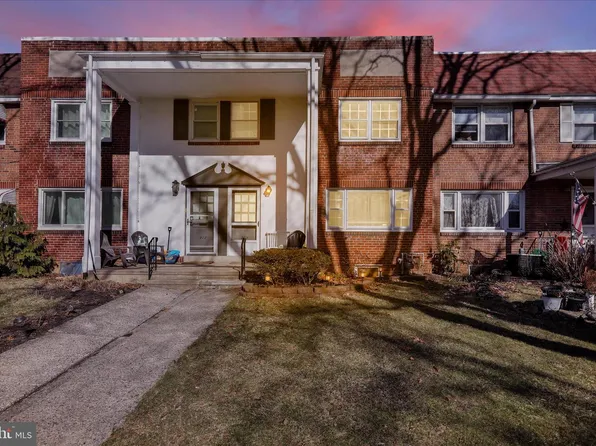 210 Playground Dr, Reading, PA 19611