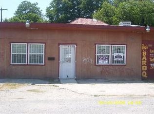 301 Fredericksburg Rd, San Antonio, TX 78201