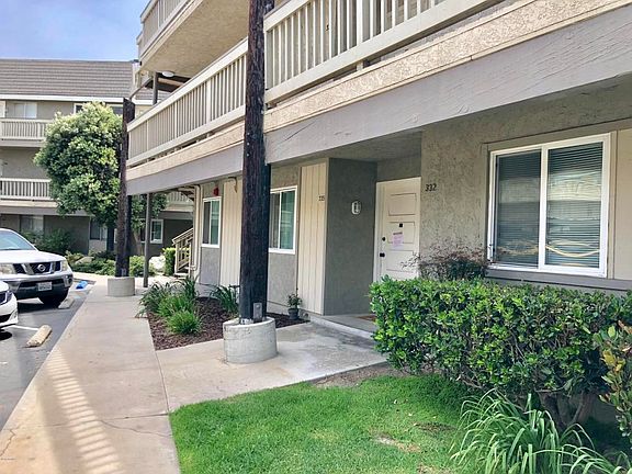 3rd image of 332 E Surfside Dr