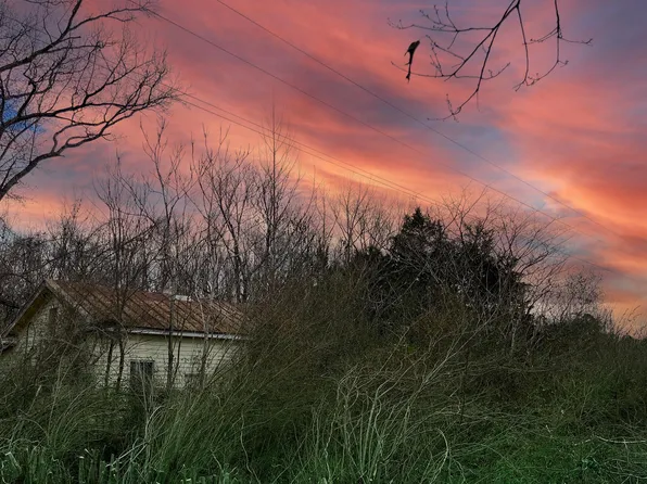 16273 Antioch Rd, Milford, VA 22514