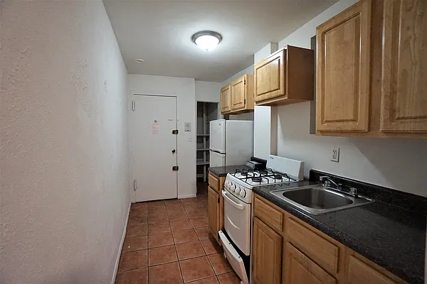 Rented by Best Apartments North Inc | media 20