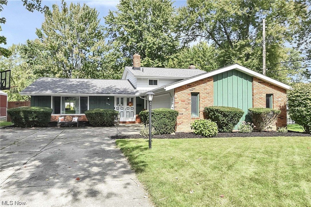 27150 Limpert Ln, North Olmsted, OH 44070 Zillow