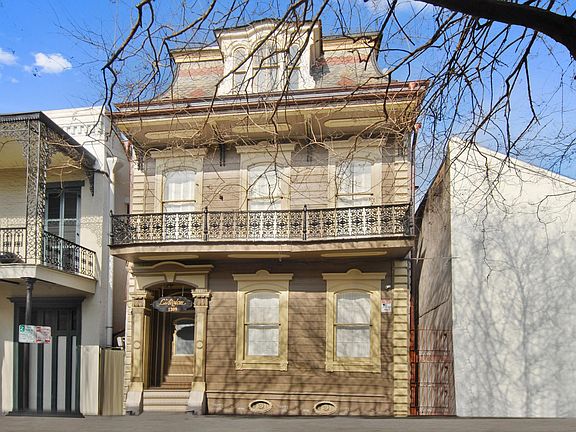2nd image of 1309 Dauphine St #5