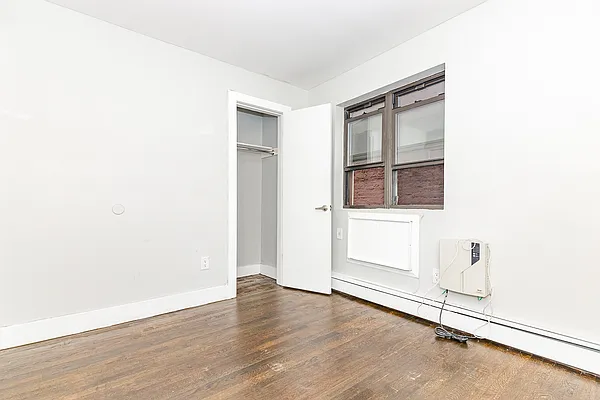 Rented by MySpaceNYC | media 13