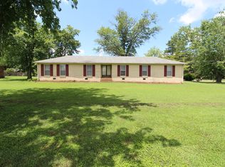 1108 Silver Meadow Dr, Lebanon, TN 37090