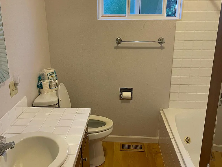 8593 Benson Rd — Photo 10