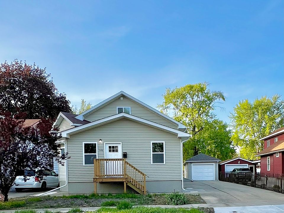 1st image of 126 Prairie St