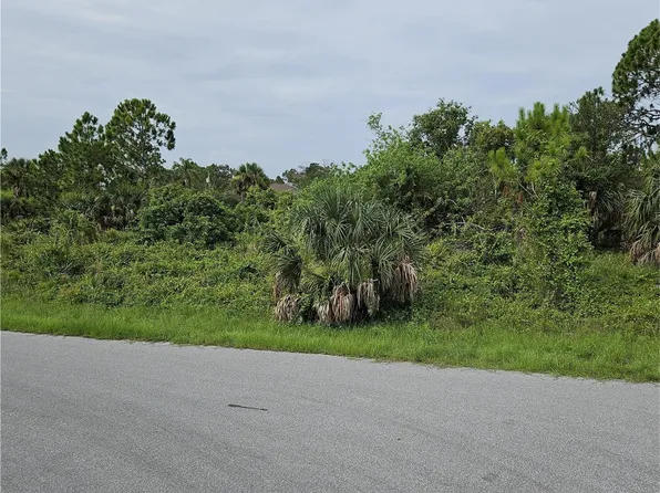 2451 Chapel Dr, Port Charlotte, FL 33953