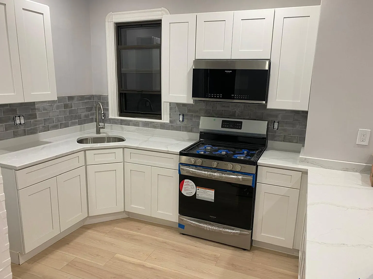 3 bed, $3,700 — Photo 4