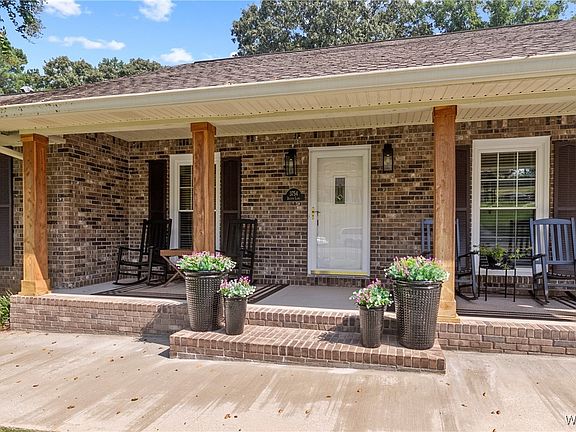 3rd image of 3754 Destin Ln