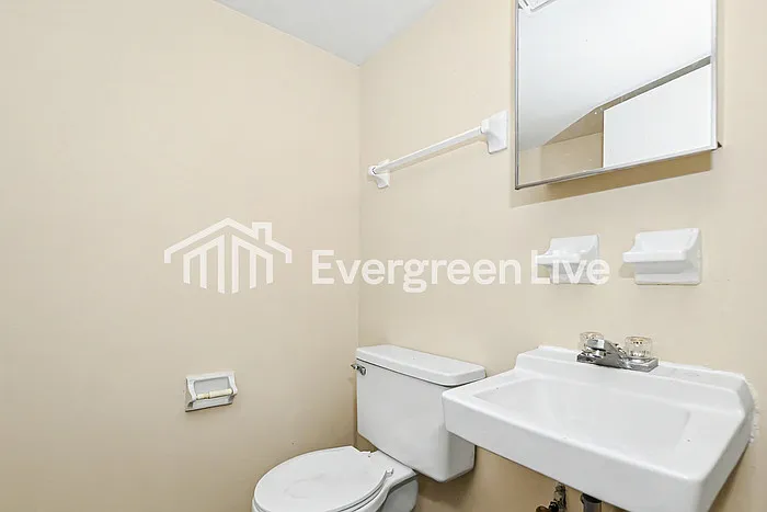 8305 Mount Carmel St — Photo 13