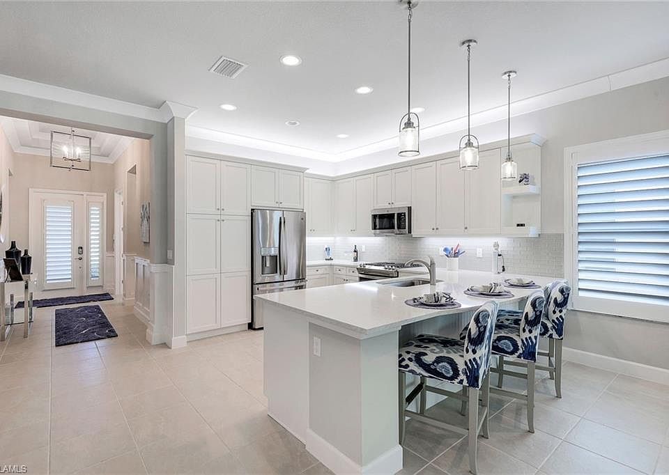 1st image of 28450 Capraia DR