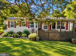 92 Youngs Dr, Front Royal, VA 22630