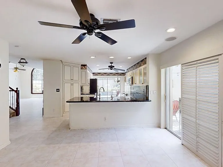 23330 La Vida Way — Photo 14