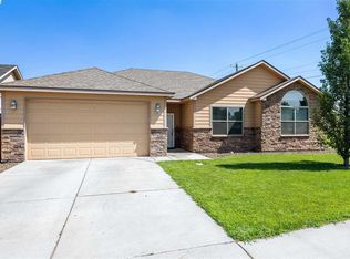 2301 Famville Ct, Pasco, WA 99301