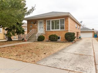 6112 W 82nd St, Burbank, IL