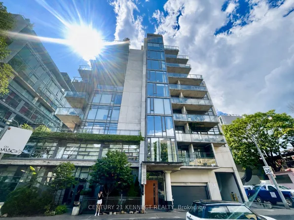 10 Morrison St #314, Toronto, ON M5V 2T8