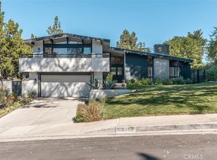 3960 Ellenita Ave, Tarzana, CA