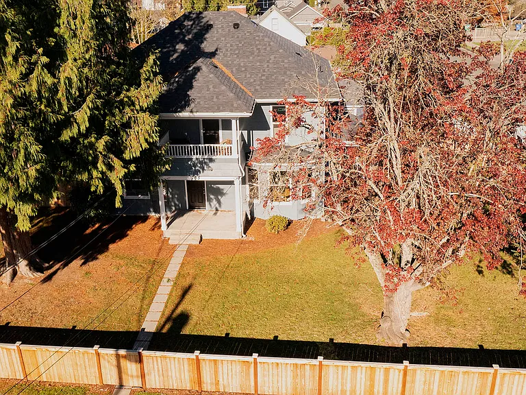 705 4th Ave SW #3 — Photo 15