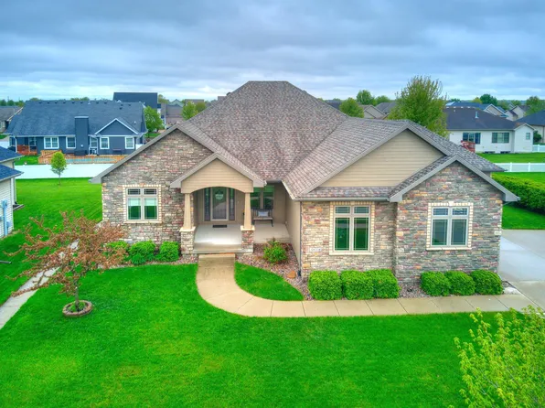 3028 Sedwick St, Ames, IA 50010