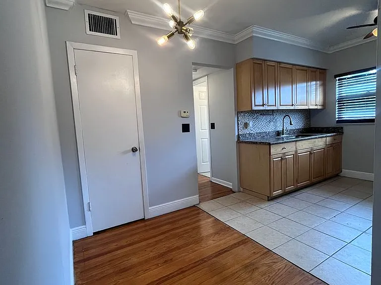 3806 -3808 W El Prado Blvd — Photo 5