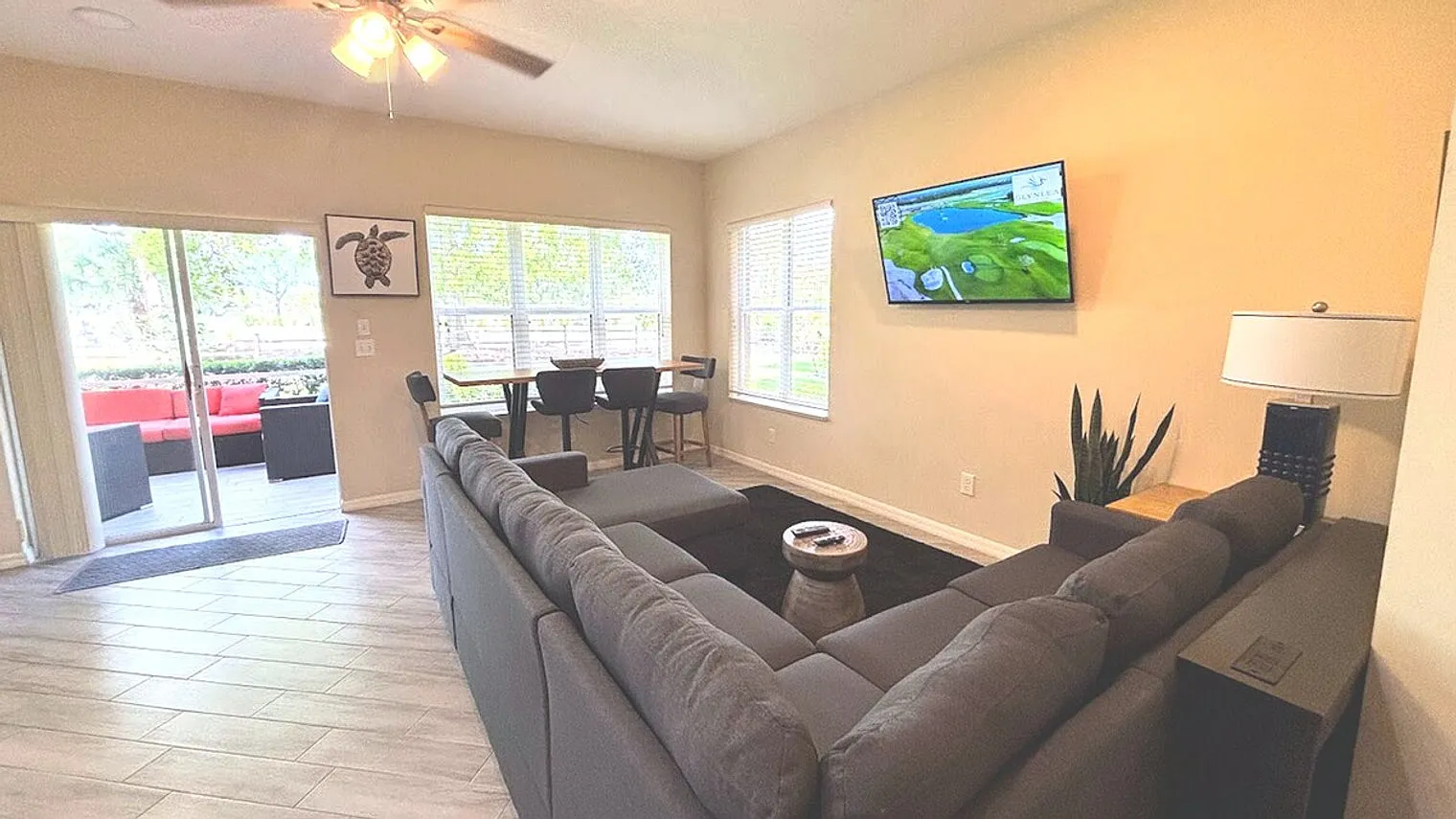 2 bed, 1.0 bath, $4,530 — Photo 2