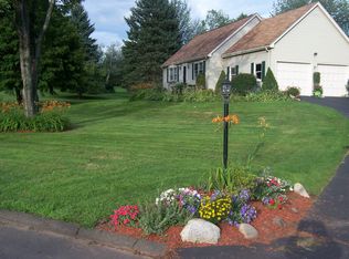 11 Maize Ln, East Granby, CT 06026