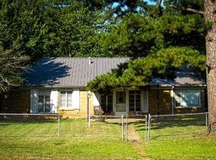 412 E Central St, Hugo, OK 74743