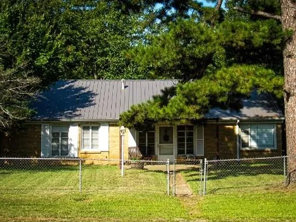 412 E Central St, Hugo, OK 74743
