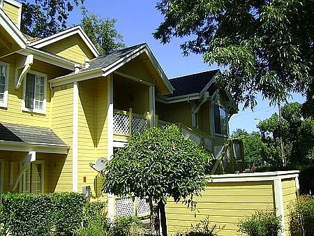 Kent Place — Photo 4
