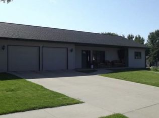 304 N Pine St, Caledonia, MN 55921
