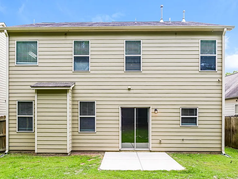 4325 Comfort Trl — Photo 17