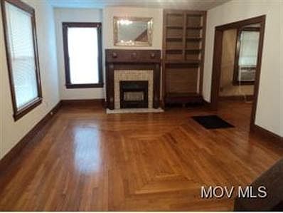 2nd image of 1612 23rd St
