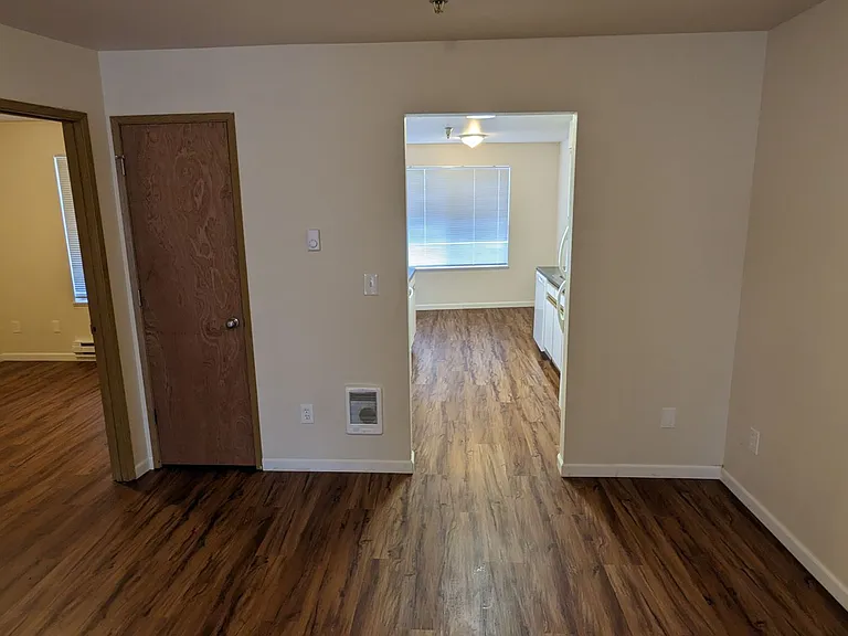 1765 SW Tamarack St — Photo 8